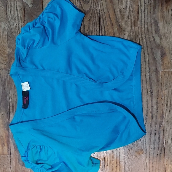 6 for $10 Shrug bundle - Picture 10 of 13